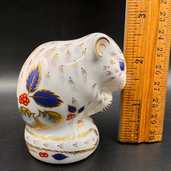 Royal Crown Derby "Derby Dormouse" Collectors Guild exclusive. Gold stopper. - Picture 11 of 12
